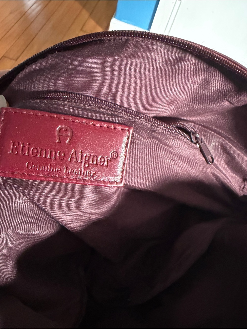 Etienne Aigner Burgundy Leather Shoulder Bag with Gold Accents - Picture 5 of 5